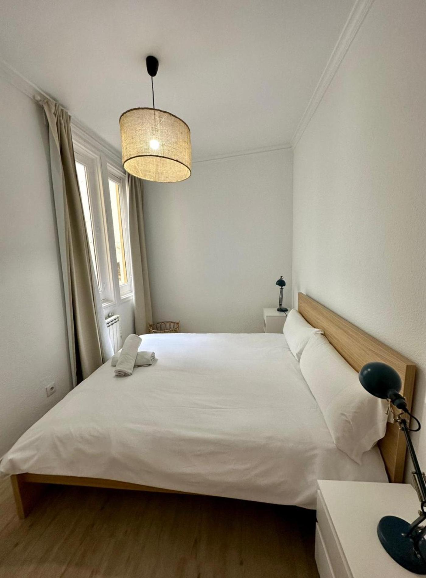 Central Loft Para 3Pax En Huertas-Cortes Madrid Buitenkant foto