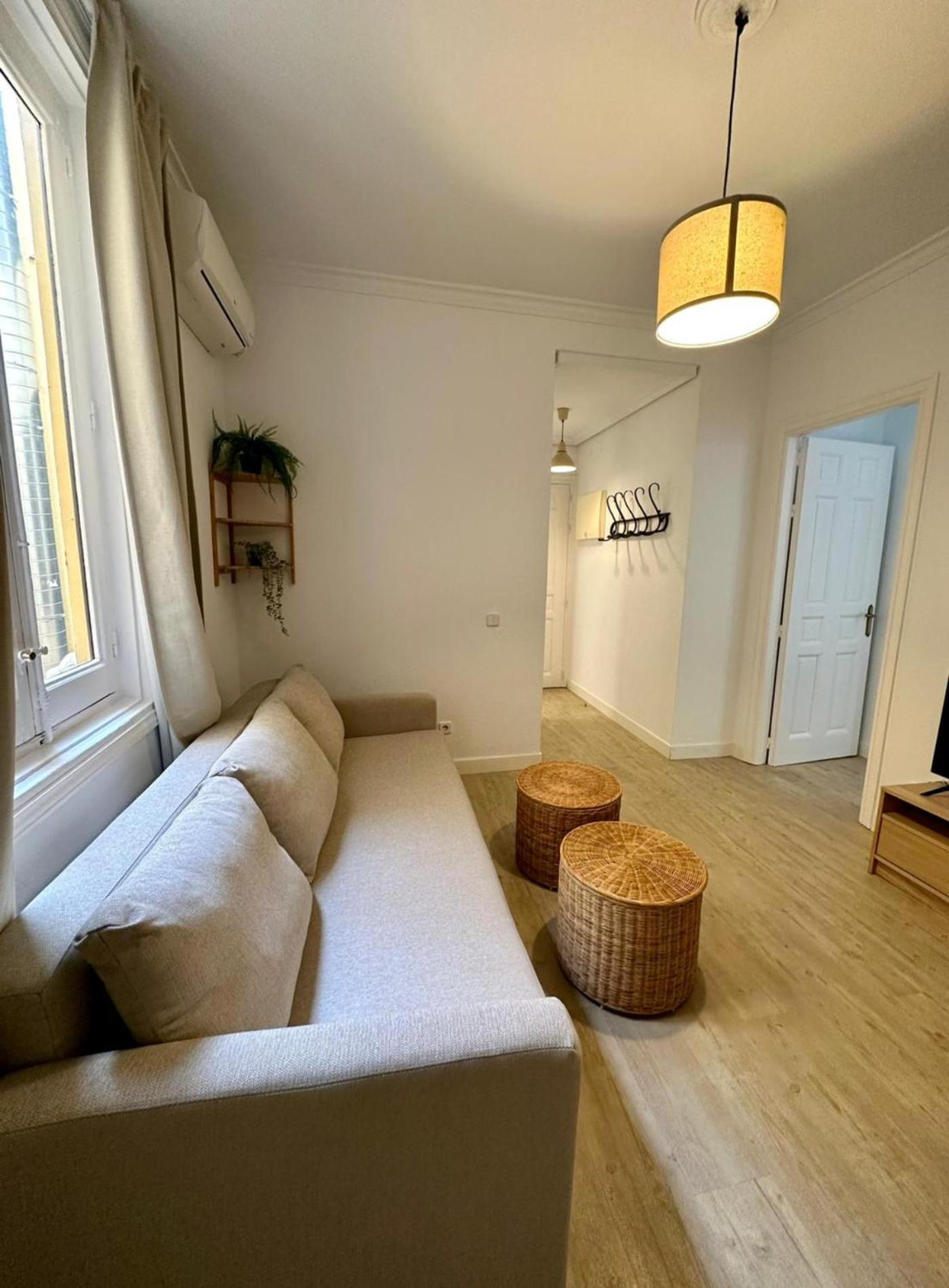 Central Loft Para 3Pax En Huertas-Cortes Madrid Buitenkant foto